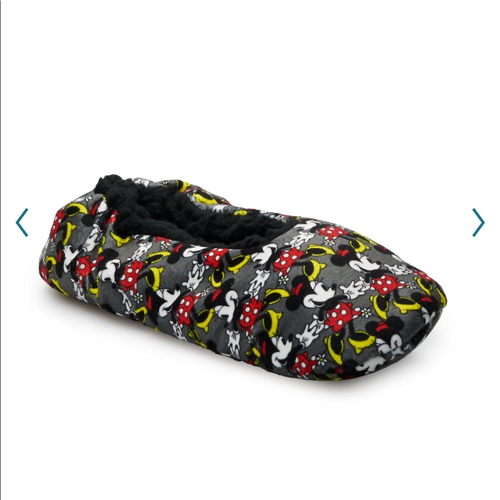 Minnie Mouse Fuzzy Slipper Socks